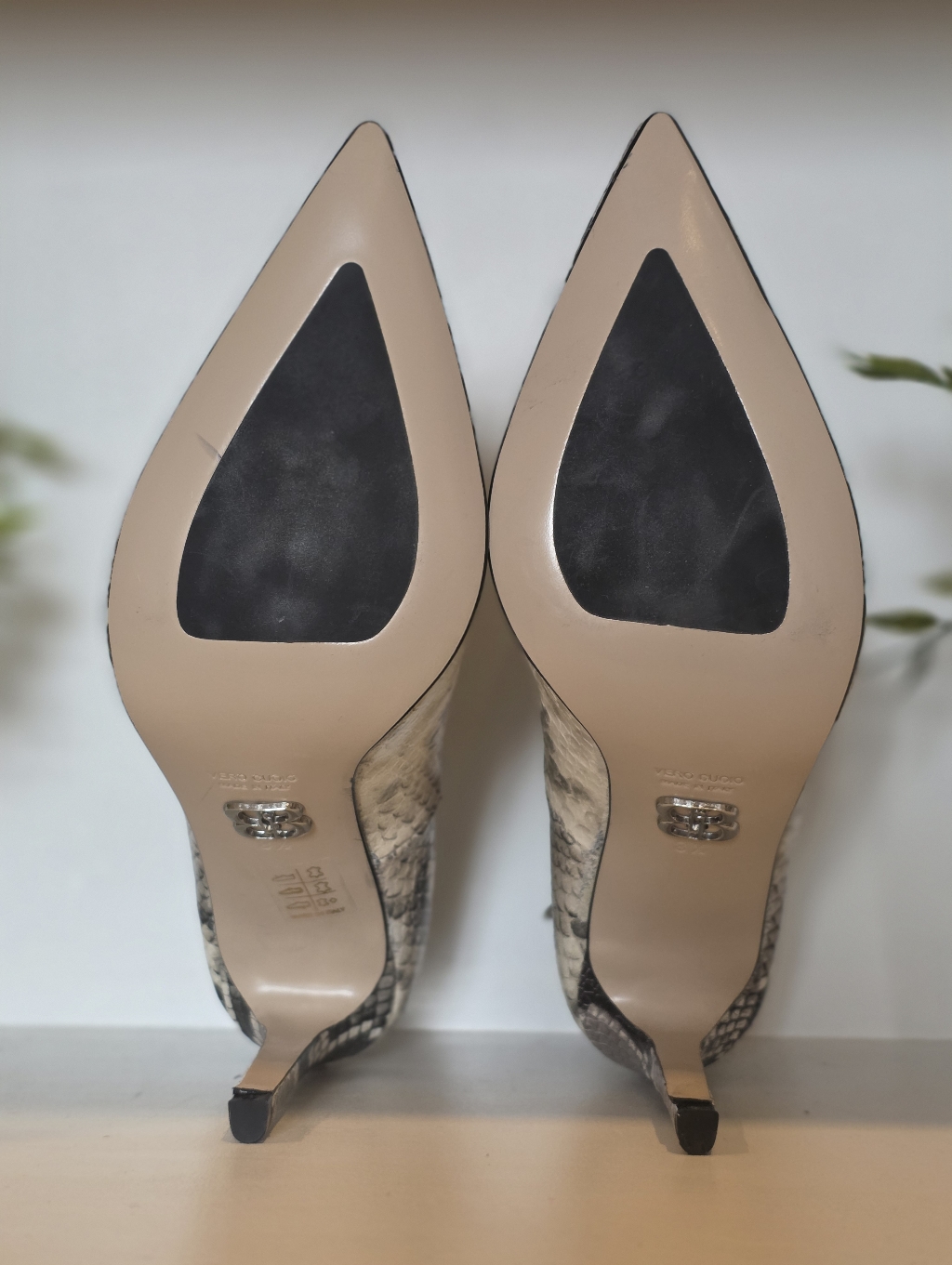 Beautiisoles Snake Print Chain Stiletto Pumps - Like New 8.5 — image 4 of 6